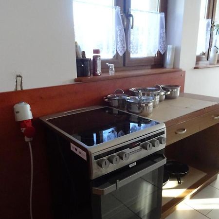 Gosciniec Klejnot Hotel Borowo Buitenkant foto