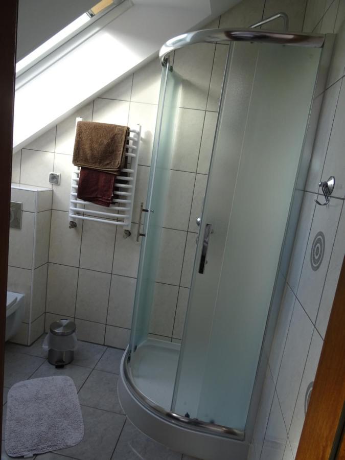Gosciniec Klejnot Hotel Borowo Buitenkant foto